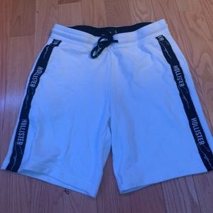White Hollister shorts